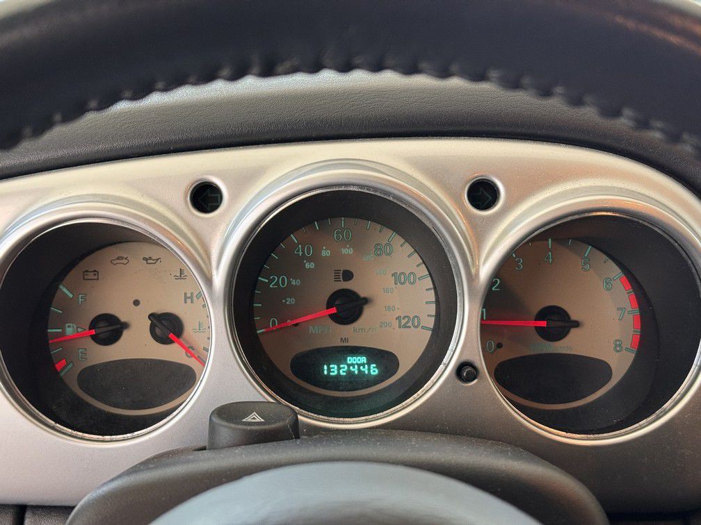2005 Chrysler PT Cruiser Image 20