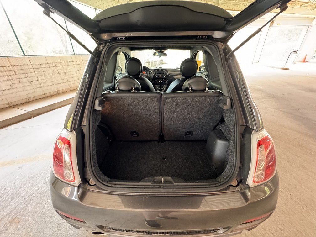 2014 FIAT 500 Image 12