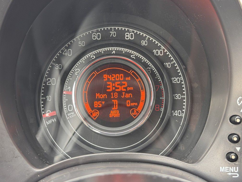2014 FIAT 500 Image 15