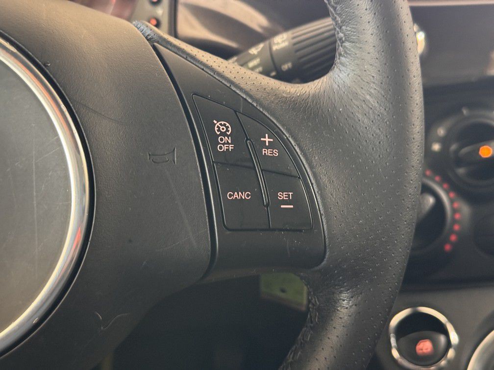 2014 FIAT 500 Image 19