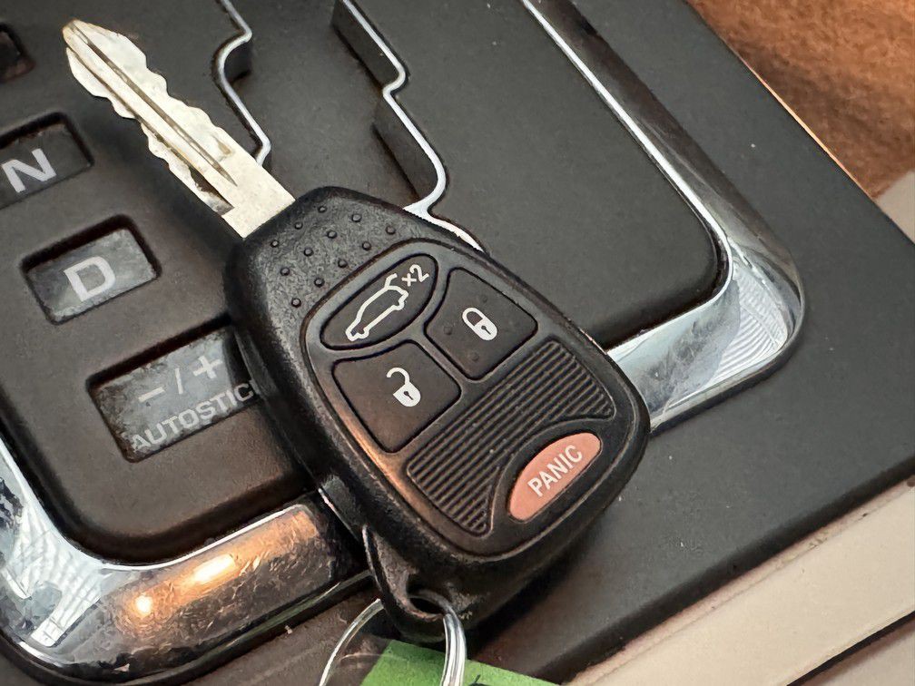 2006 Chrysler Pacifica Image 22