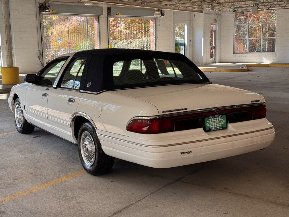 1996 Mercury Grand Marquis Image 4