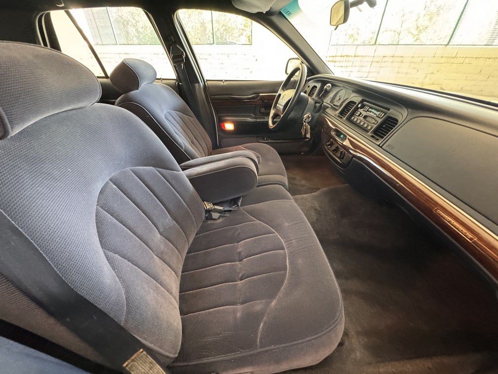 1996 Mercury Grand Marquis Image 14