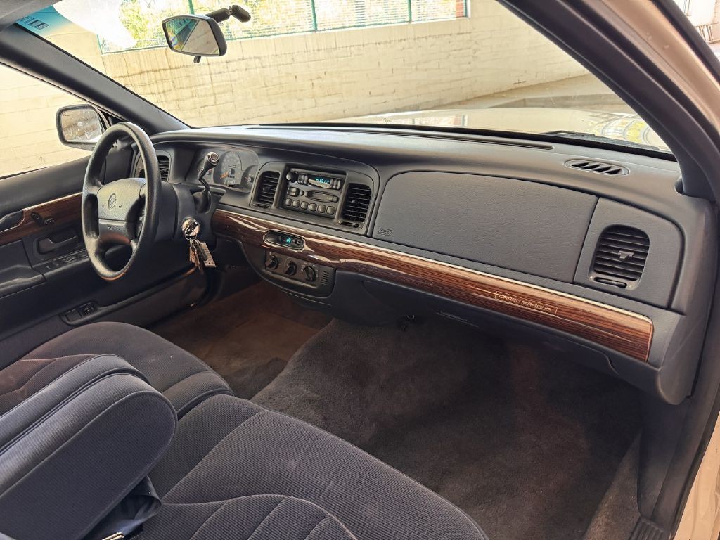 1996 Mercury Grand Marquis Image 15
