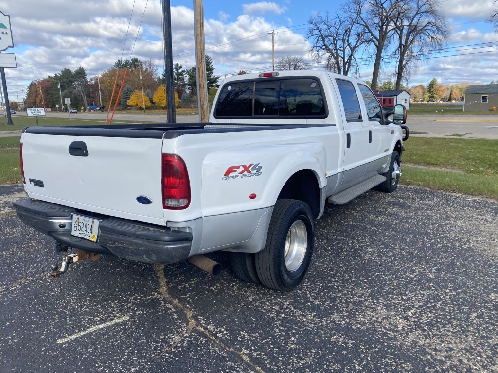 2004 Ford F-350 Image 6