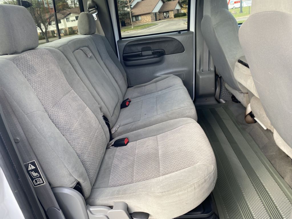 2004 Ford F-350 Image 22