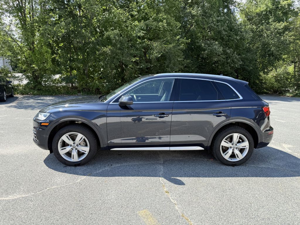 2019 Audi Q5 Image 2