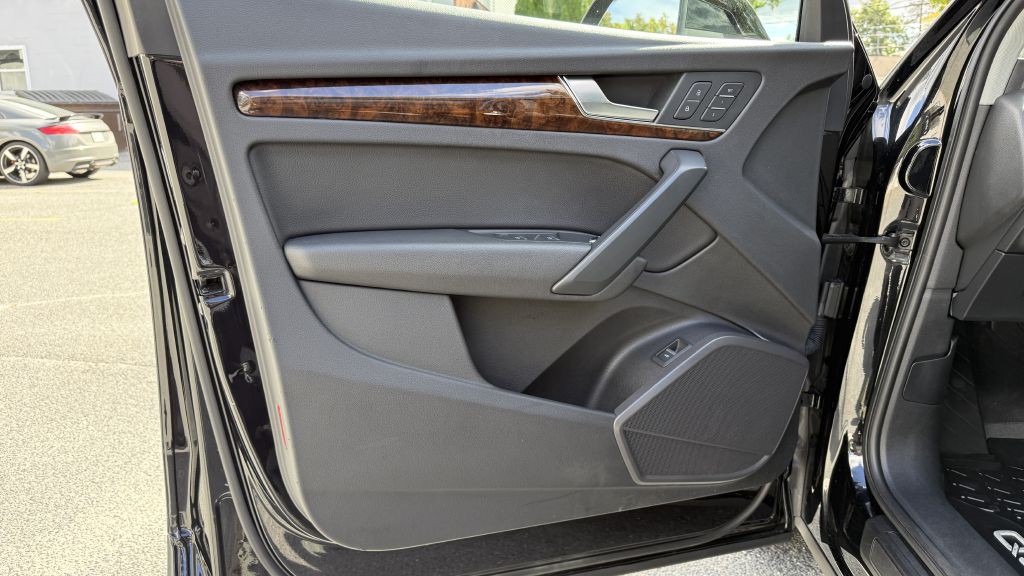 2018 Audi Q5 Image 11