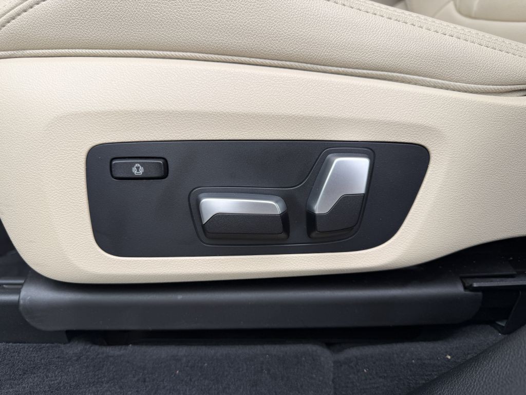 2019 BMW X3 Image 19