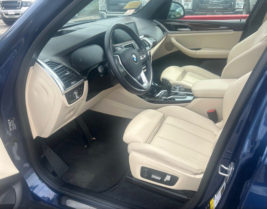 2021 BMW X3 Image 2