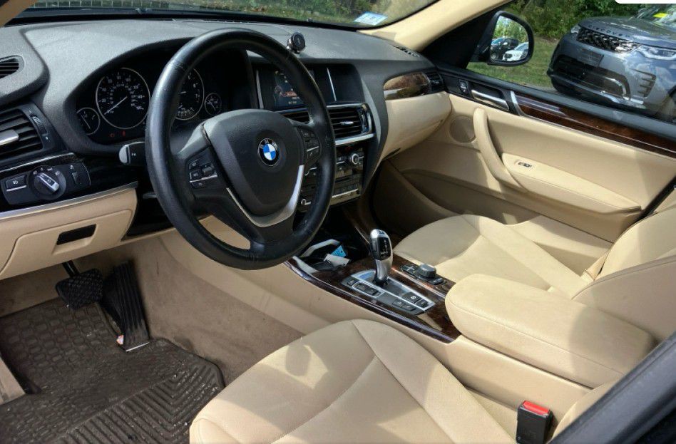 2016 BMW X3 Image 2