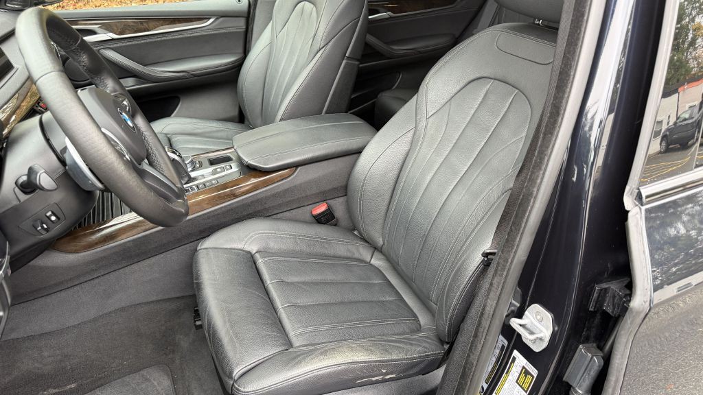 2017 BMW X5 Image 18