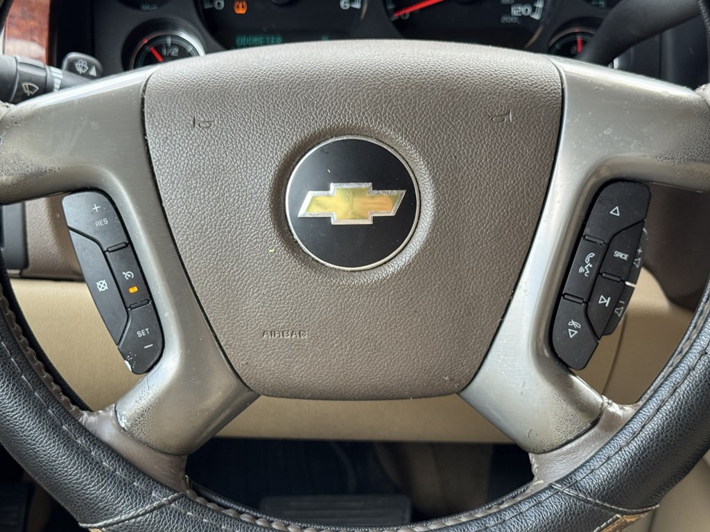2012 Chevrolet Avalanche Image 13