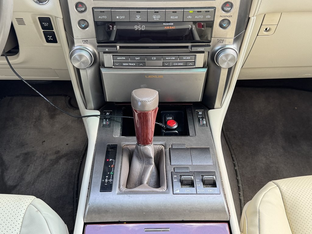 2013 Lexus GX 460 Image 14