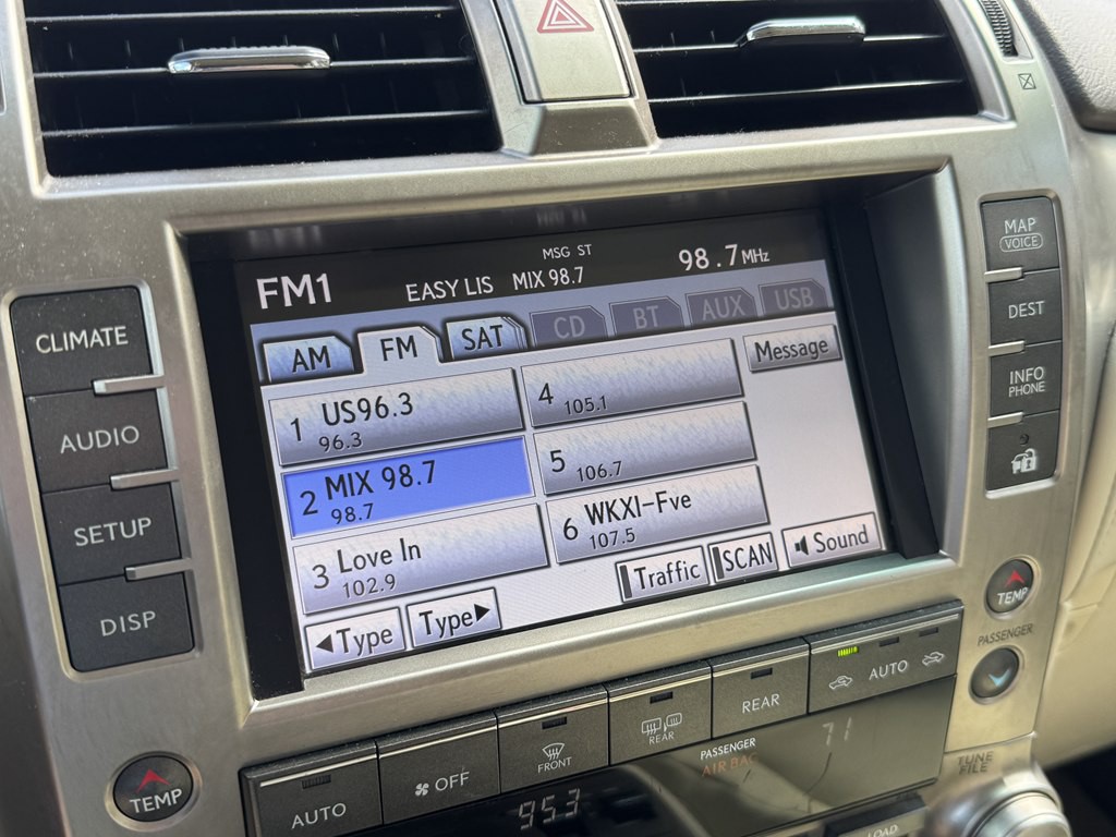 2013 Lexus GX 460 Image 16