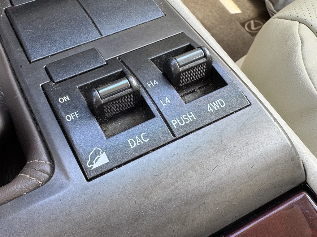 2013 Lexus GX 460 Image 25