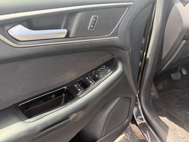 2015 Ford Edge Image 5