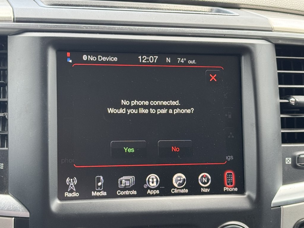 2016 RAM 1500 Image 12