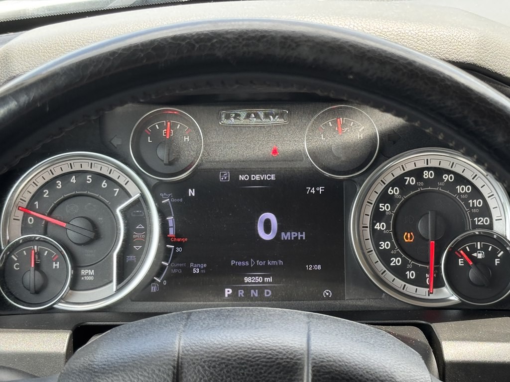 2016 RAM 1500 Image 17