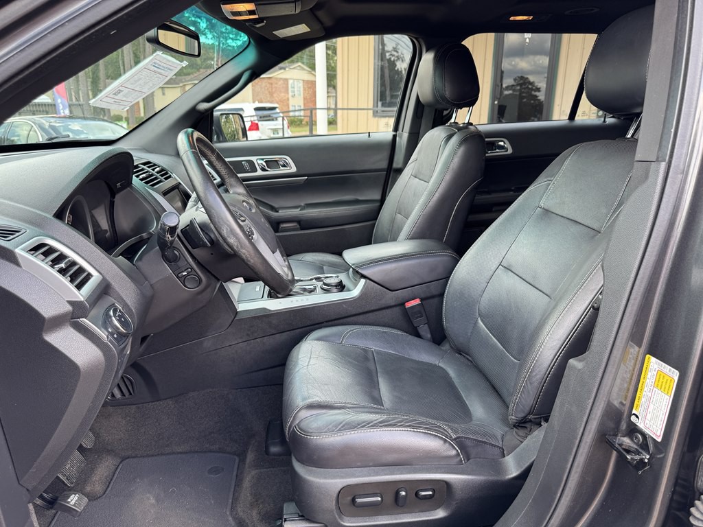 2015 Ford Explorer Image 9