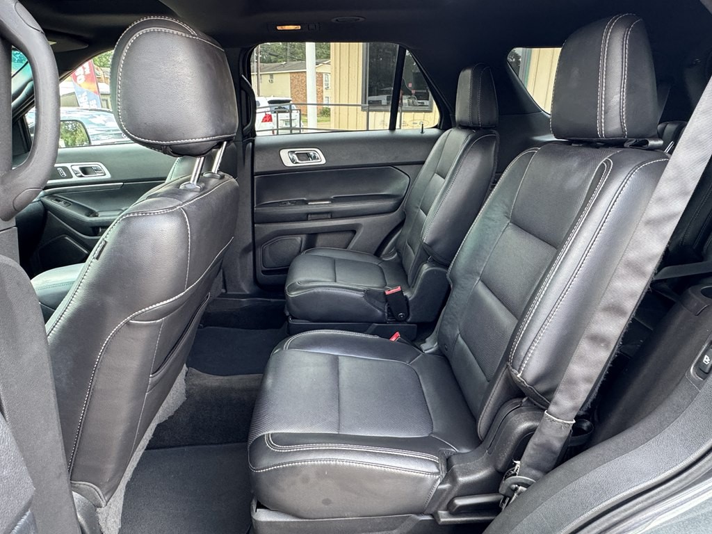 2015 Ford Explorer Image 14