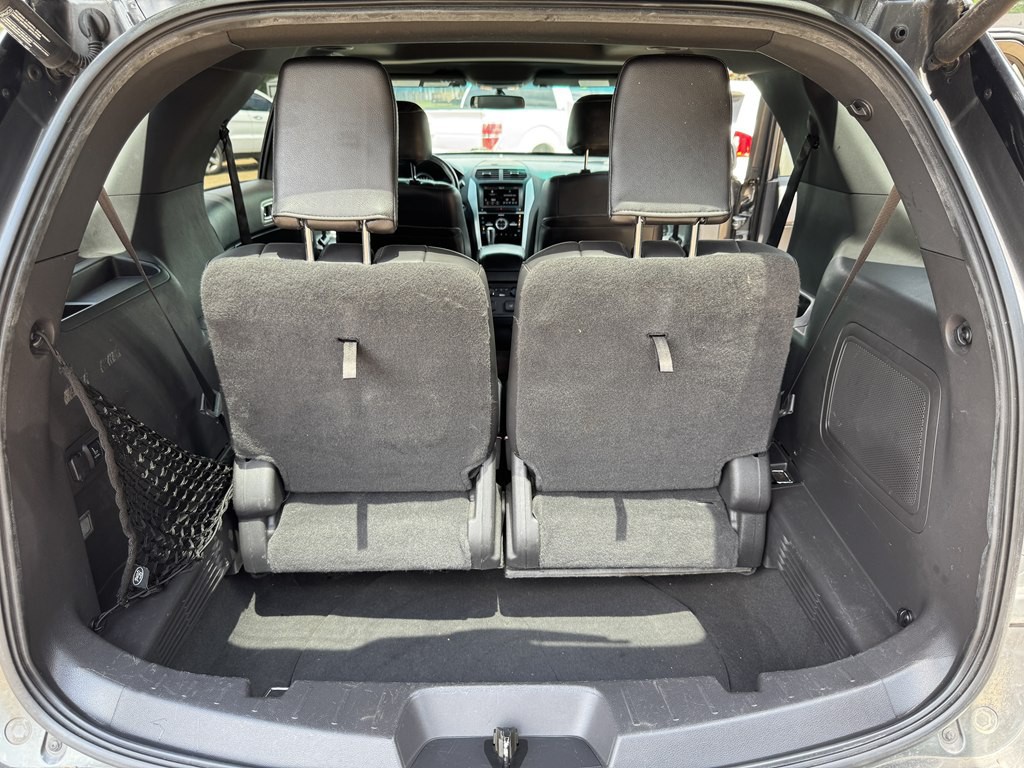 2015 Ford Explorer Image 16