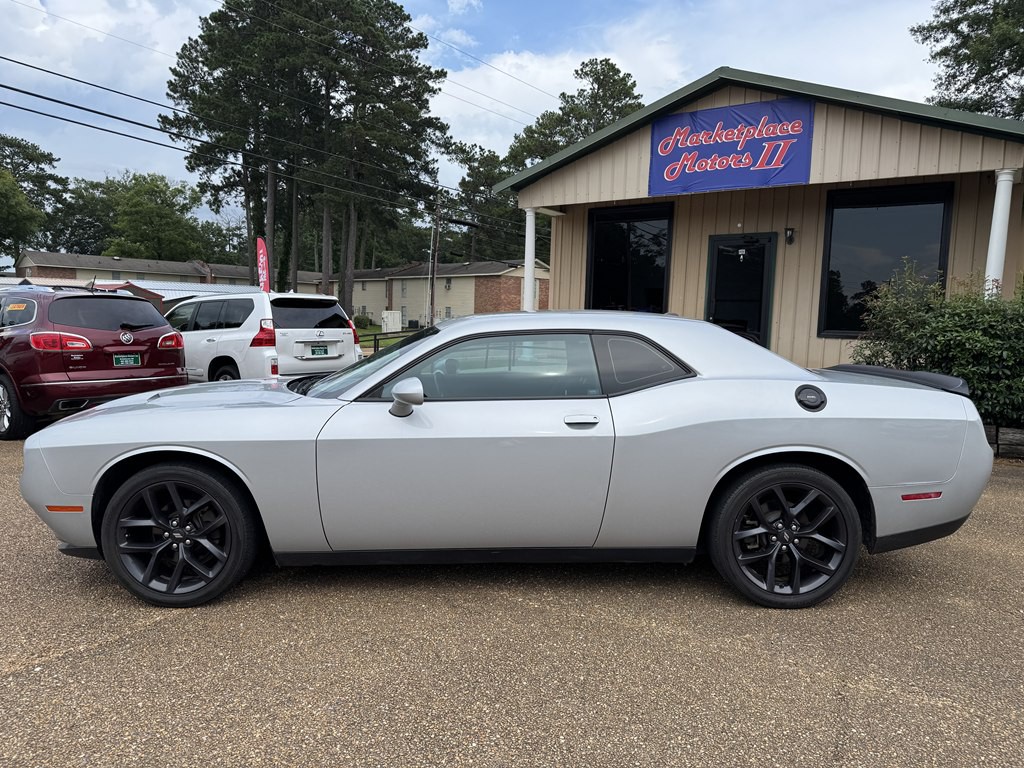 2020 Dodge Challenger Image 2
