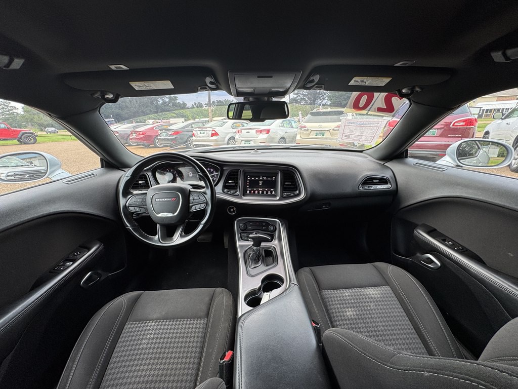 2020 Dodge Challenger Image 17
