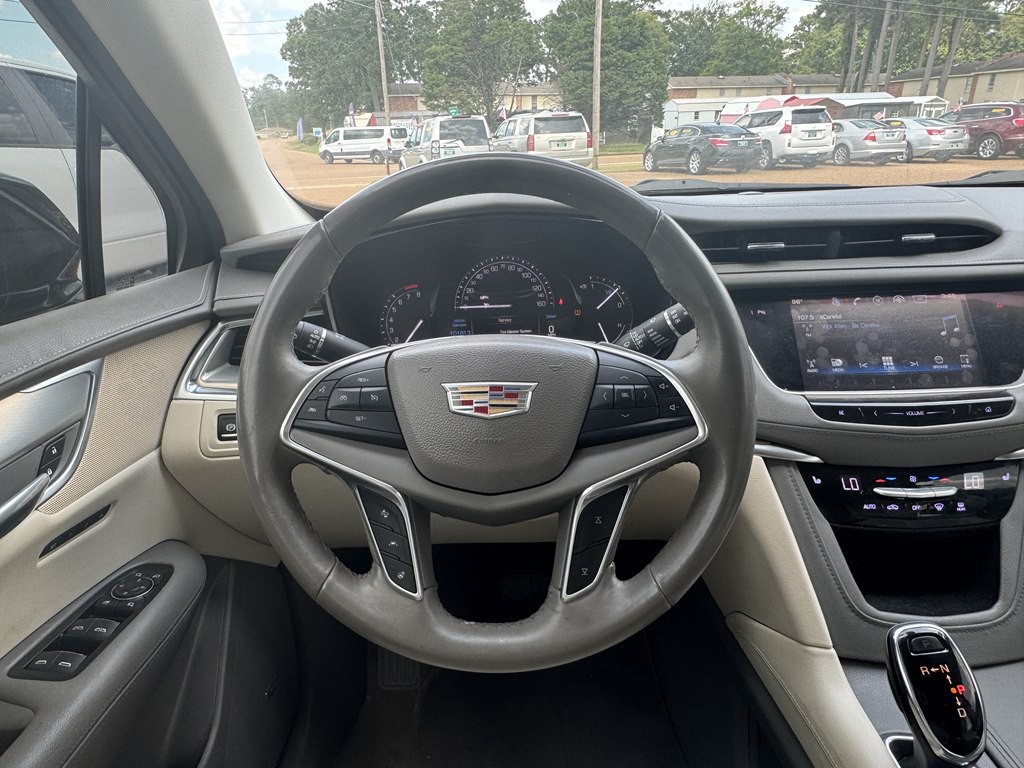 2017 Cadillac XT5 Image 18
