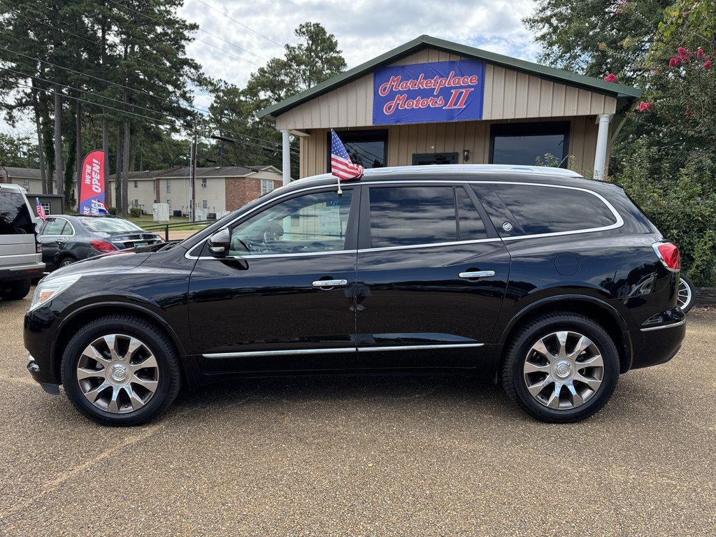 2017 Buick Enclave Image 2