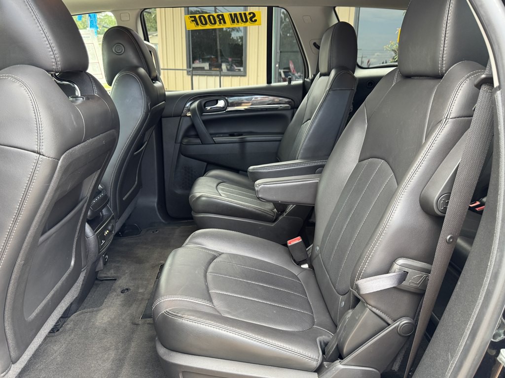 2017 Buick Enclave Image 16