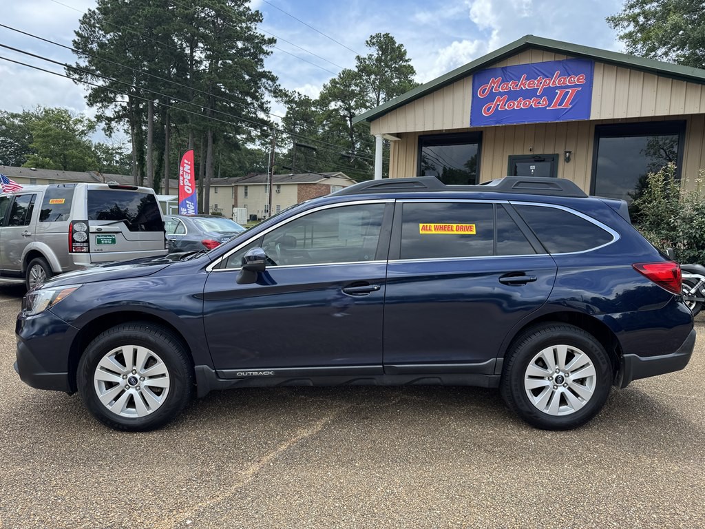 2018 Subaru Outback Image 2