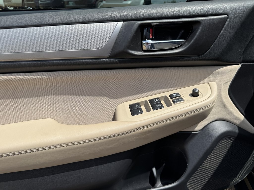 2018 Subaru Outback Image 10