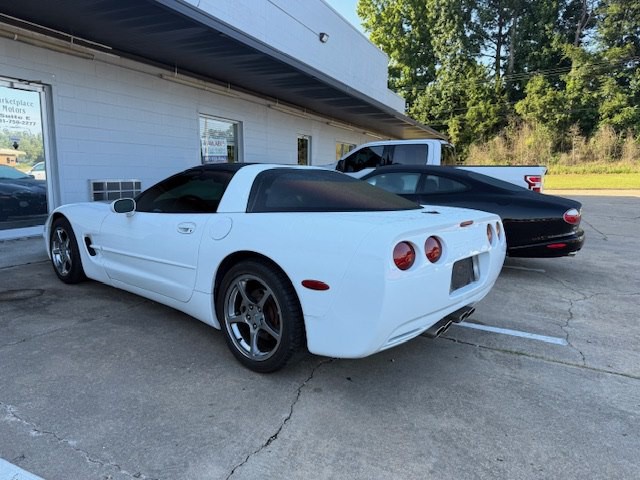 1999 Chevrolet Corvette Image 4