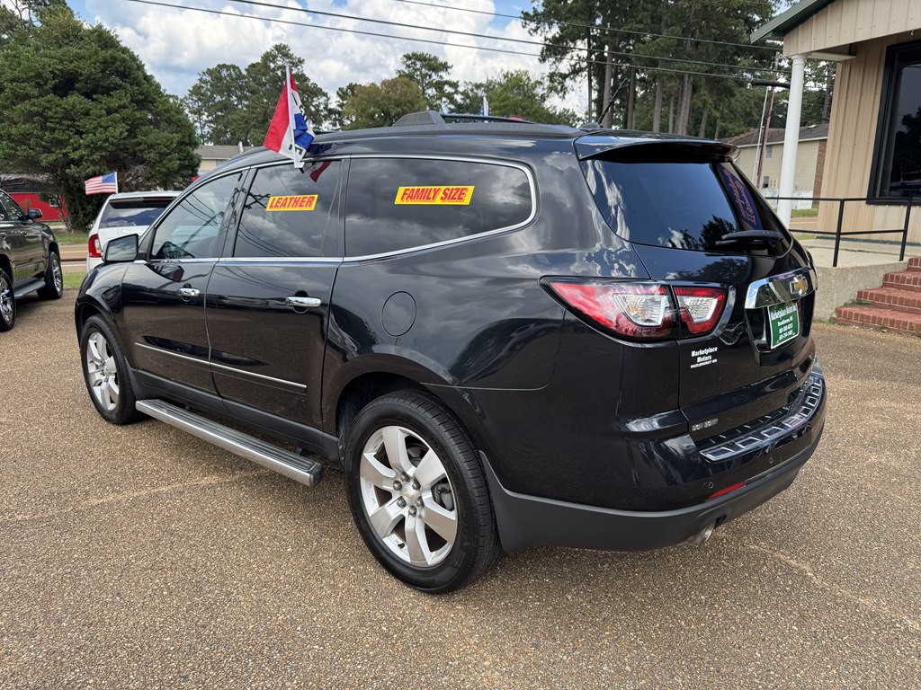2014 Chevrolet Traverse Image 3