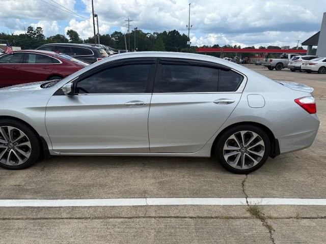 2014 Honda Accord Image 2