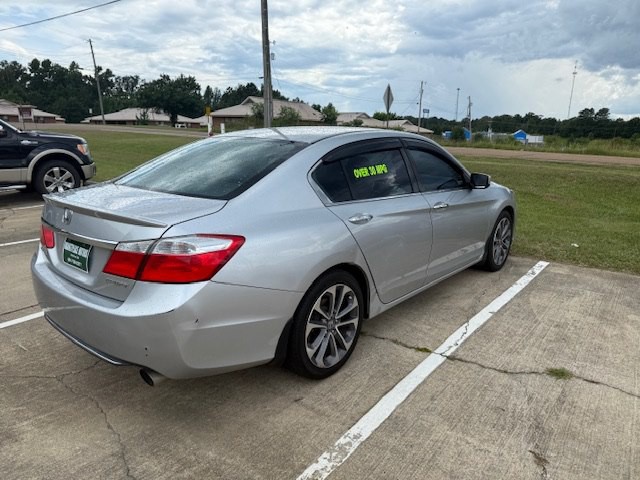 2014 Honda Accord Image 4