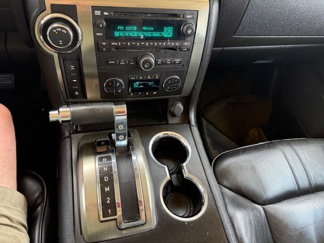 2008 HUMMER H2 Image 25