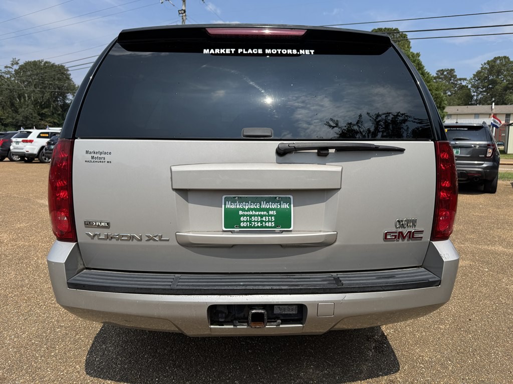 2007 GMC Yukon Image 4