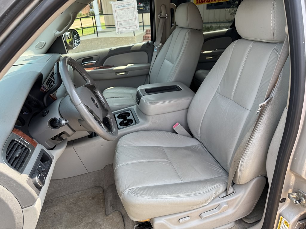 2007 GMC Yukon Image 8