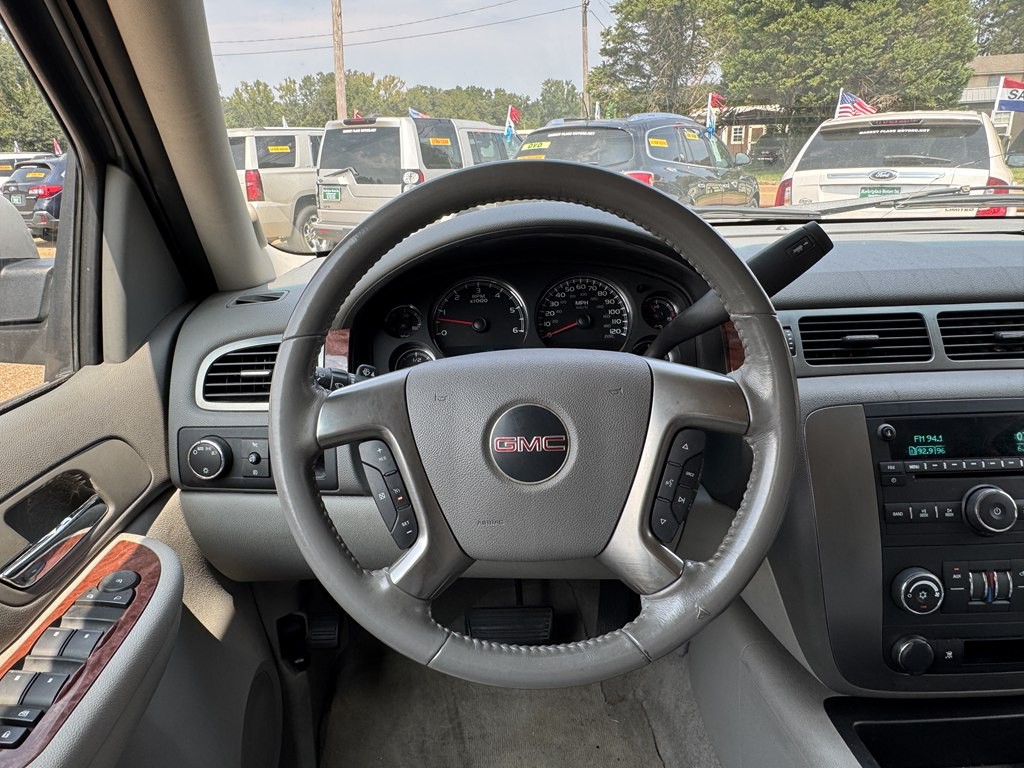 2007 GMC Yukon Image 14