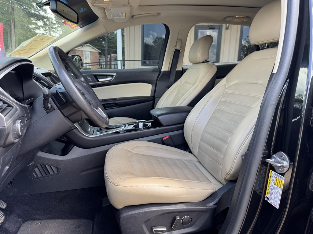 2015 Ford Edge Image 9