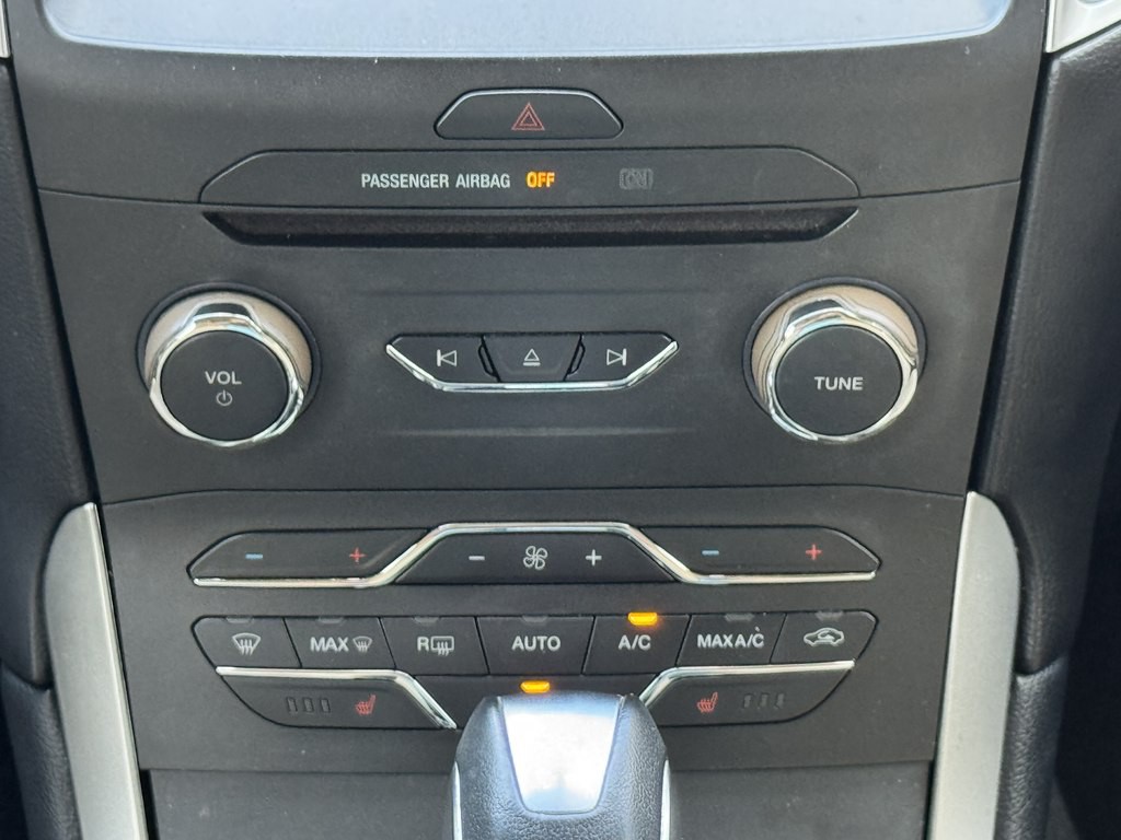 2015 Ford Edge Image 14
