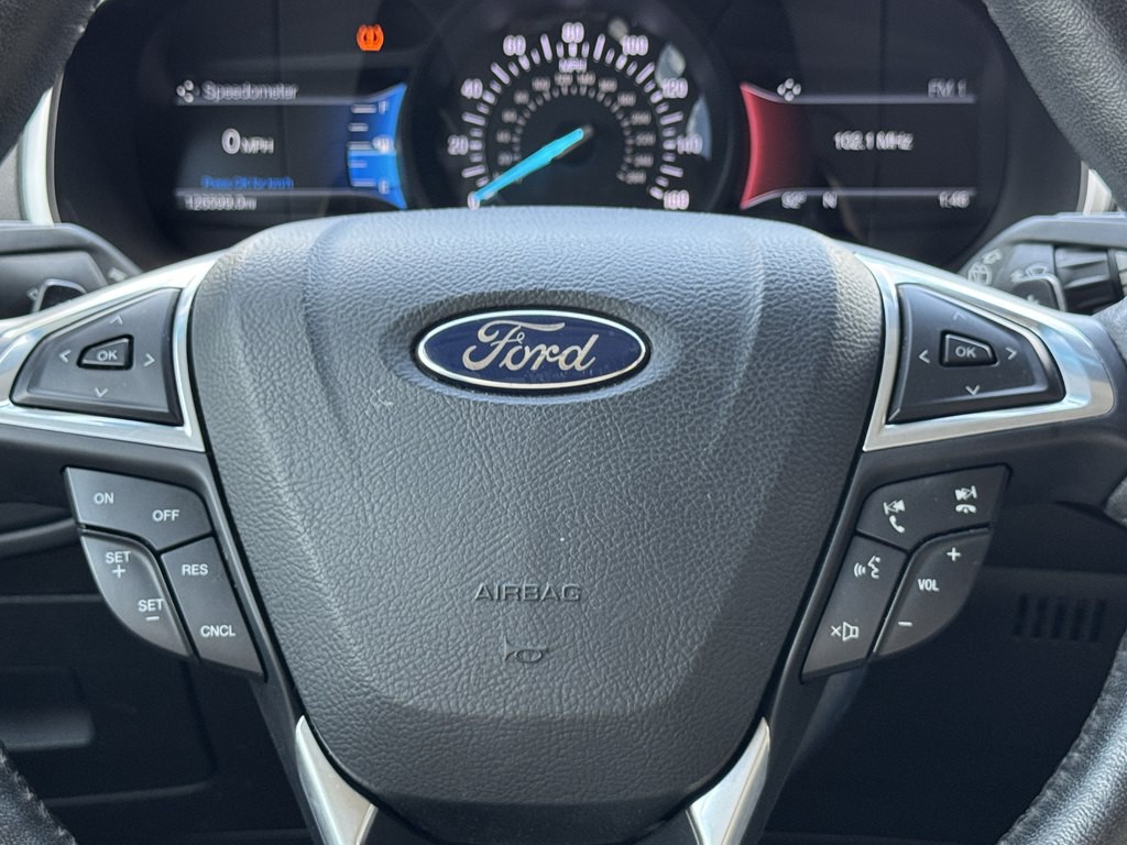2015 Ford Edge Image 17
