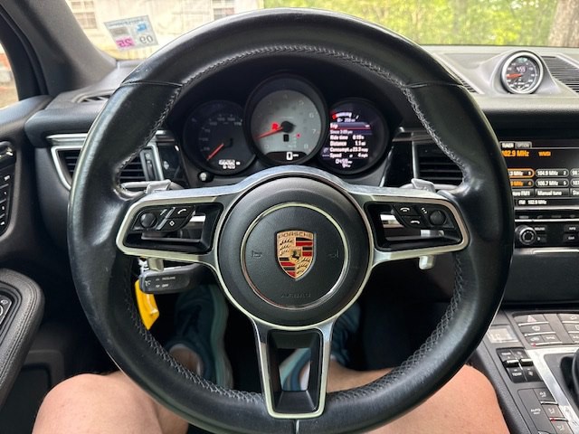2015 Porsche Macan Image 3