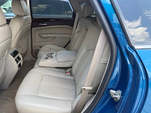 2010 Cadillac SRX Image 7