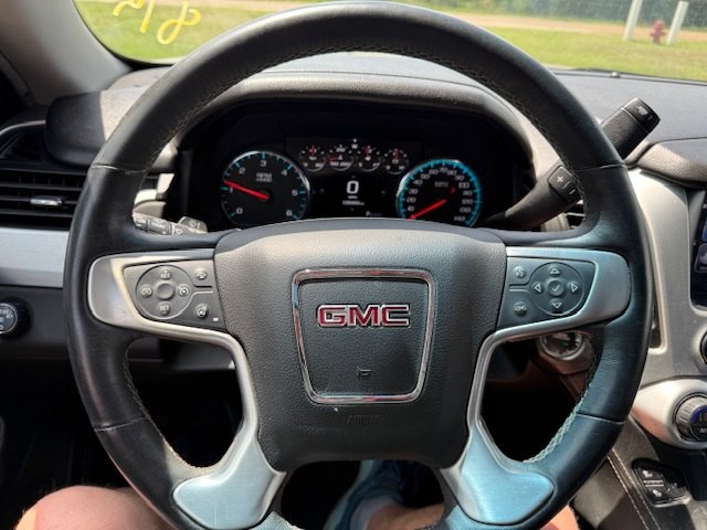 2017 GMC Yukon Image 11