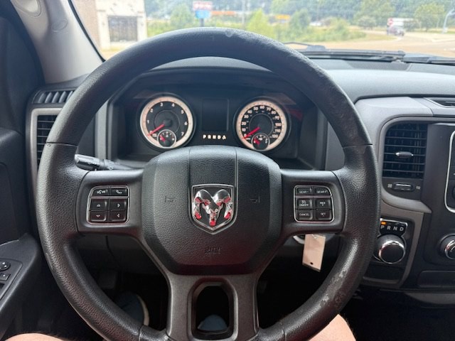 2015 RAM 1500 Image 8