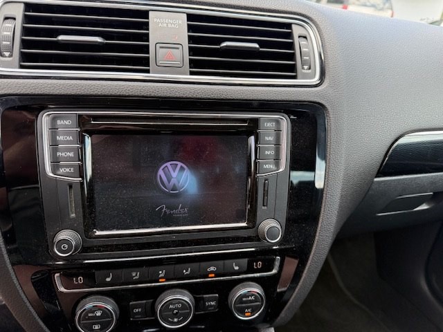 2016 Volkswagen Jetta Image 15