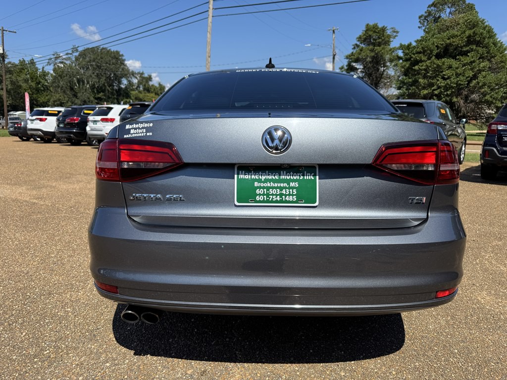 2016 Volkswagen Jetta Image 4